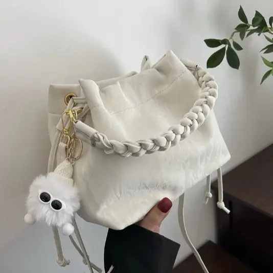 Trắng