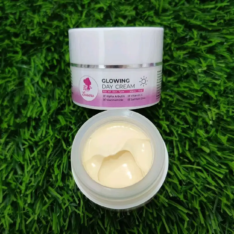 CELEB GLOW DAY WHITENING CREAM SPF 50 Semua Jenis Kulit 2