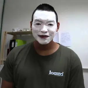 IBS ( 1pcs Hitam ) Sabun Perawatan Muka Pria Laki Hitam Membersihkan Pencerah Oil Control & Acne Facial Memudarkan Mencerahkan Wajah Kusam Berminyak Berjerawat