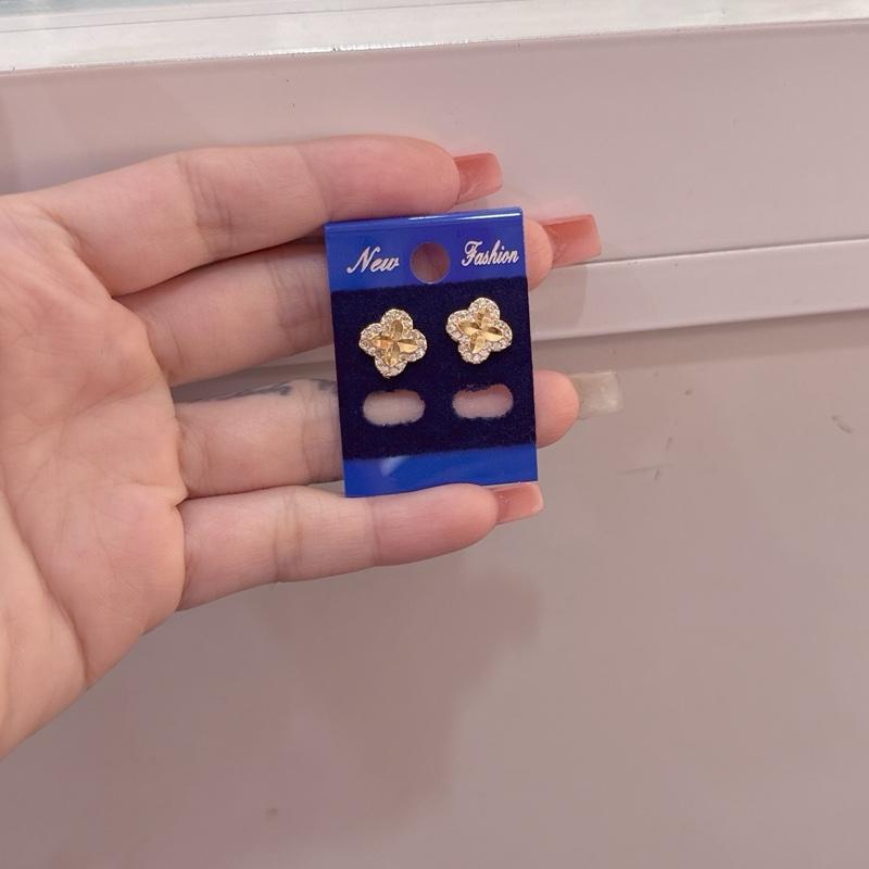 Bông tai cỏ 4 lá mới