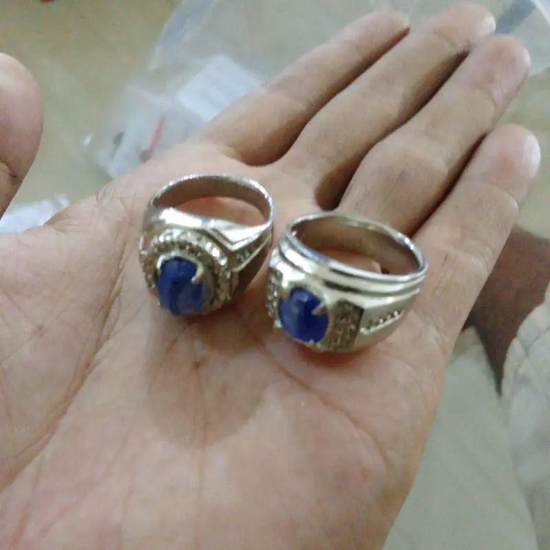 Batu atau cincin SGP Natural 0