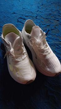 Product Review of SEPATU LARI 910 NINETEN HIROSHI ORIGINAL Running Outdoor from C**y 0