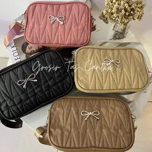 (GTC) Debby Slingbag 2 Ruang Jahit Cantik Tali Panjang Lokal