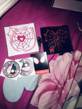 Product Review of Gelang Couple Spiderman Miles & Gwen (polymer) - Gwen from d**m 2