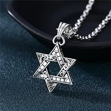 Kalung Bintang Segi 6 / Kalung Rantai + Liontin Bintang Enam Hexagram Gaya Hip Hop Korea Unik Keren Gaul / Hexagram Star of David Pendant + Chain Simple Hollow Double Triangle Necklace / Aksesoris Fashion Cowok Kalung Heksagram Bintang Daud 1