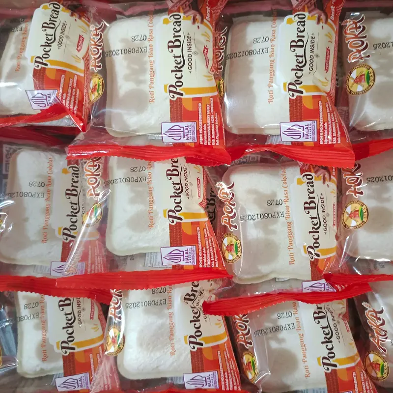 Roti AOKA & Aoka Momotaro Cookies 1 Dus isi (40 atau 60 Pcs)  Food Snacks 5