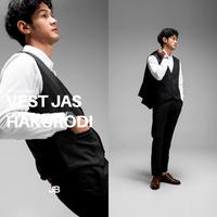 Gambar Rompi Jas Hakurodi Hitam Slim Fit untuk Pria JB dengan 2 Saku Luar - S dari JB Stay Classy Kab. Banyumas 3 Tokopedia