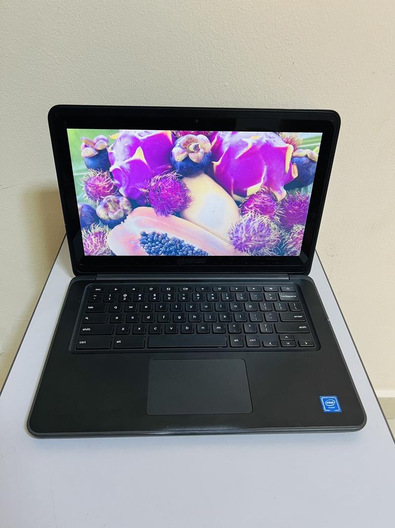 Product Introduction of (Refurbish) dell laptop Chroombook - 14 inches big display- touch screen - play store- tape c charger- 16