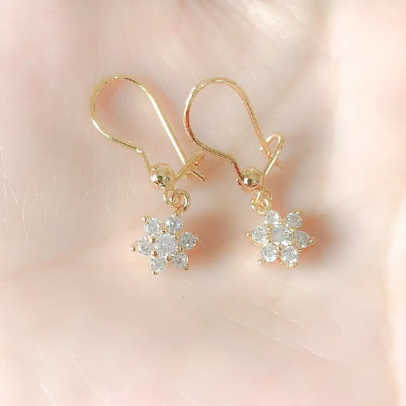 Anting Perempuan Bintang Enam Zirconia Gold Xuping 1