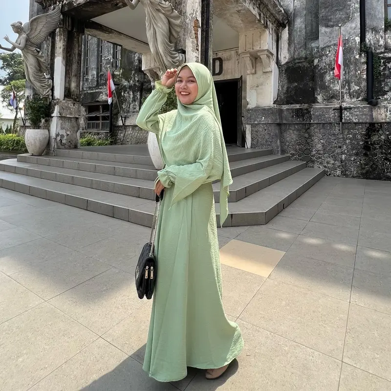 Inaya One Set Gamis Setelan Jilbab Crinkle Airflow Premium Muslim Panjang 6