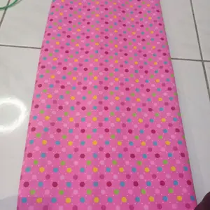 kain katun motif polkadot  bisa buar gamis dres atasan dll mulai harga 0.50 Lebar 115cm