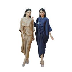 sachin and babi light blue dress Cantik dan Elegan, 4 Model Dress Panjang Simpel Ini Cocok Banget Buat ke  Pesta main image 1