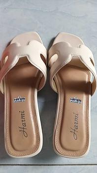 Product Review of Harmi Shoes Sendal Wanita Hak 3Cm Ringan Yd05 from v**a 1
