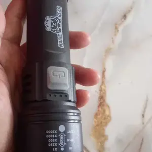 Lampu Pin LED Super Terang USB 25000mAh 45000m Dapat Diperluas Cocok untuk Camping Jalan Kaki dan Memancing dengan Fitur Super Terang dan USB Charging