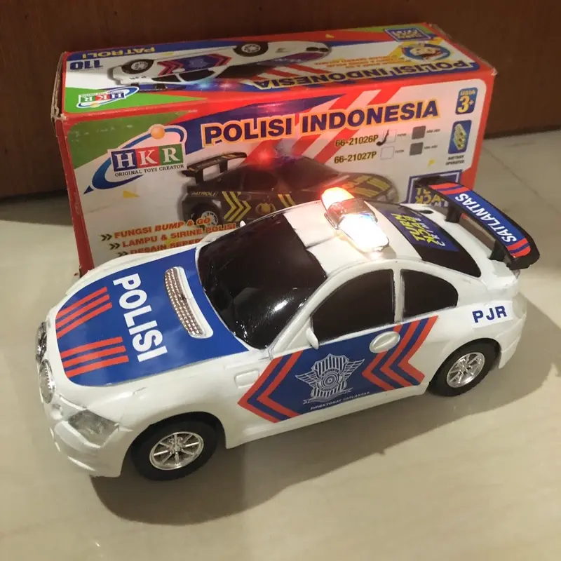Mainan Mobil Polisi Indonesia bisa jalan ada lampu dan suara