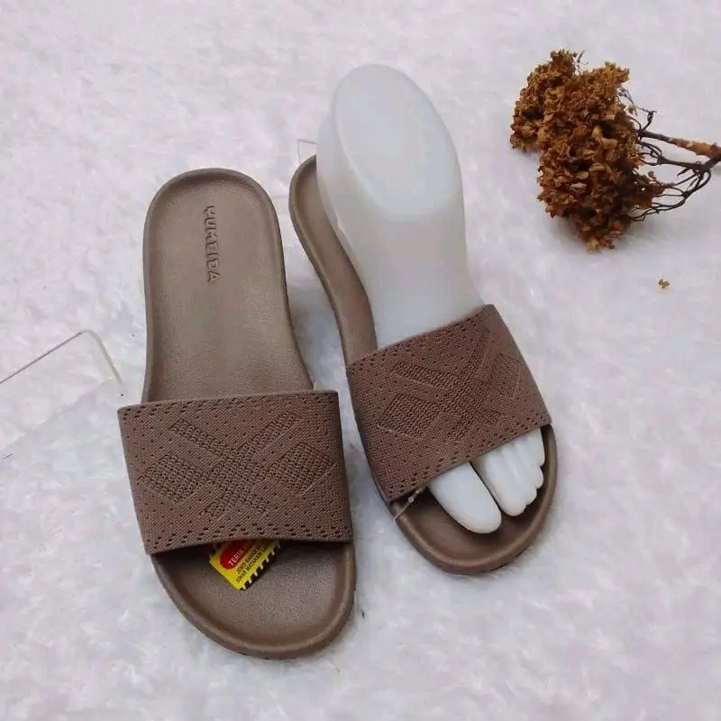 YUMEIDA 2312 - Sandal Selop Wanita/SANDAL YUMEIDA WANITA/SANDAL SELOP WANITA/SANDAL WANITA TERBARU Shoes Sendal Karet Cewek 3