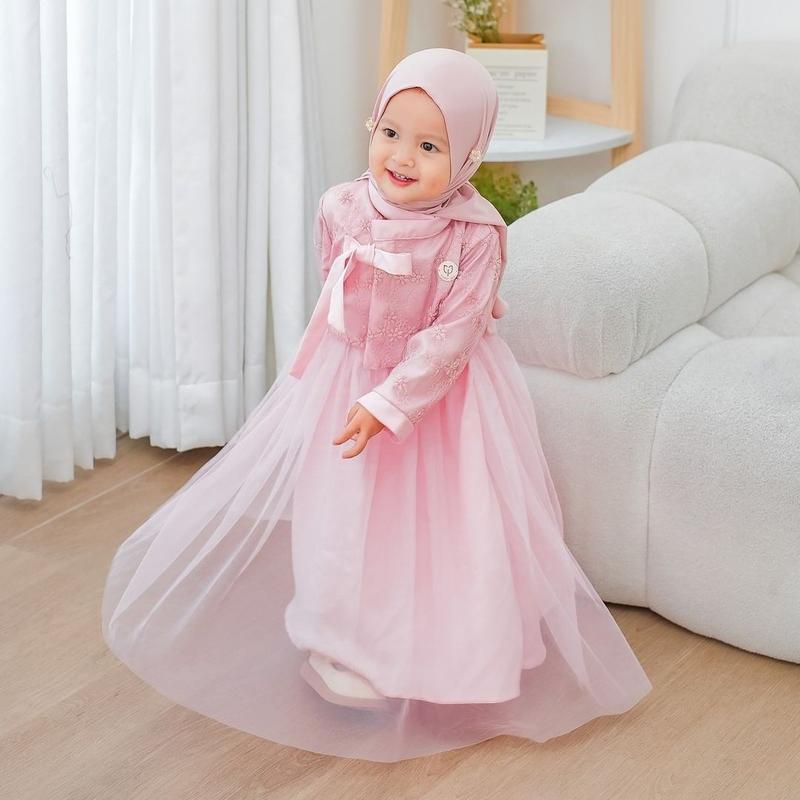 Product Introduction of Mafaza Dress Kids Pesta Brukat Mewah Simple Elegant Gamis Anak Perempuan Muslimah Umur 3 4 5 6 Tahun Bahan Velvet Mix Tile Gaun Lebaran Baju Anak Cewek Perempuan Kondangan Pink 46