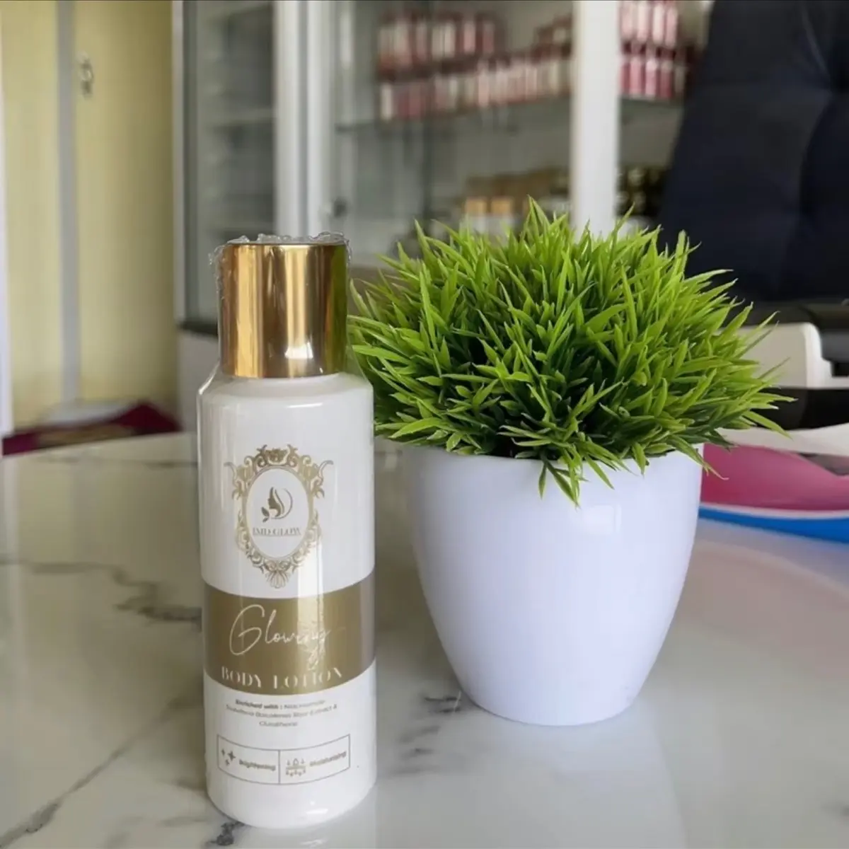 Hb Siang glowup body lotion