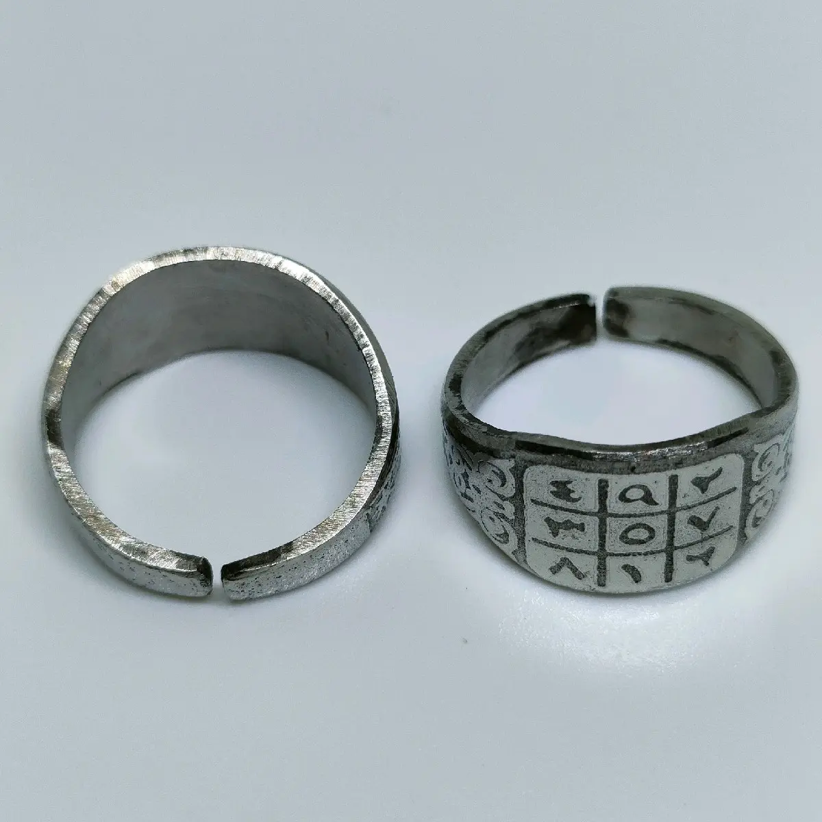 Cincin Stainless Aksara 15 / Isim 15