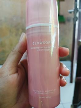 Product Review of Glowsophy Watermelon Brightening Moisturizer Skin Barrier Niacinamide Gel Day and Night Skincare 100 ml from A** q**a 0