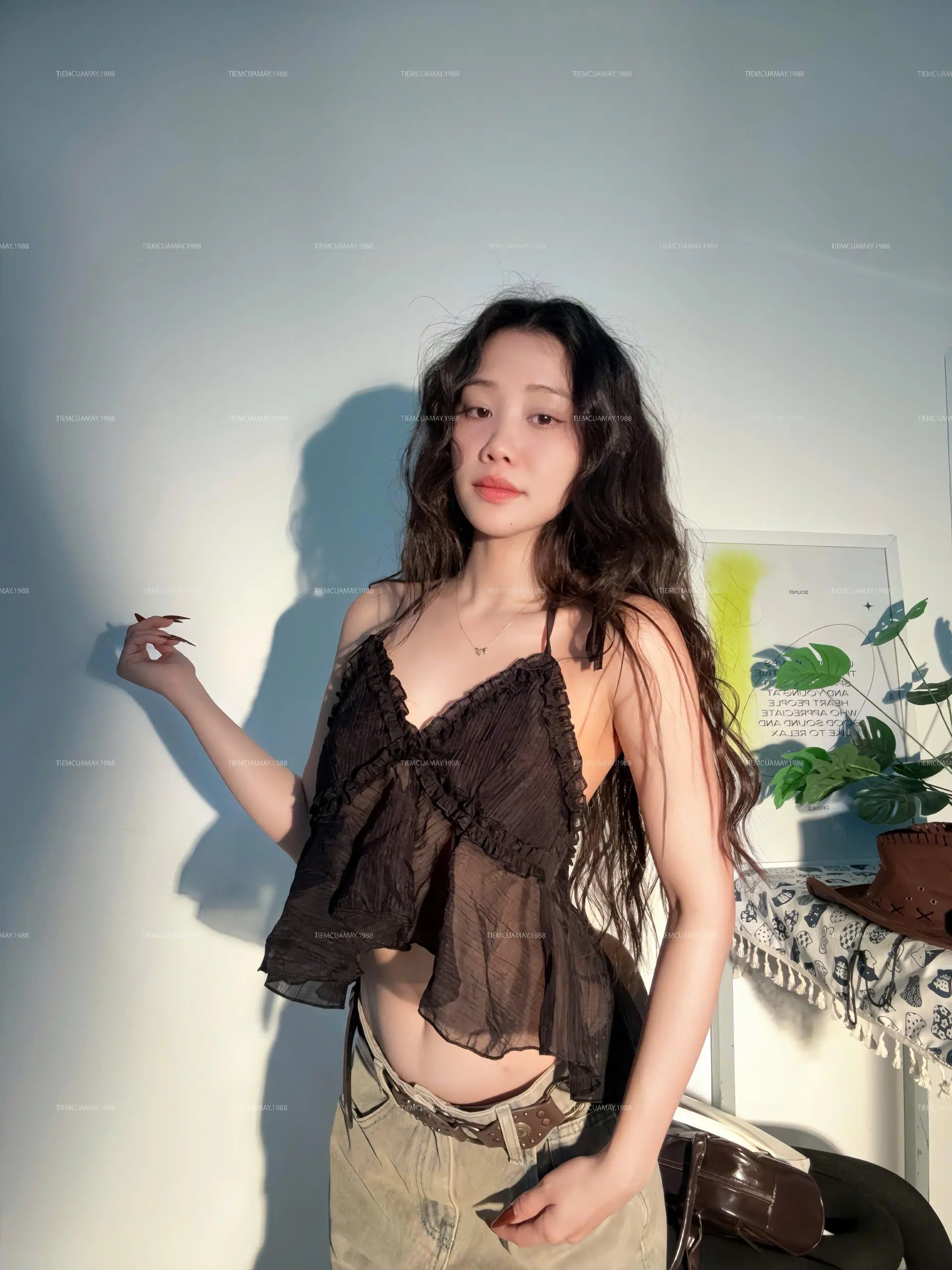 SIREN CROPTOP - ( KHÔNG MÚT) Áo 2 Dây Cổ Yếm Hở Lưng Chất Lụa Tơ Mềm Mại Quyến Rũ Cuốn Hút | BigBuy360 - bigbuy360.vn