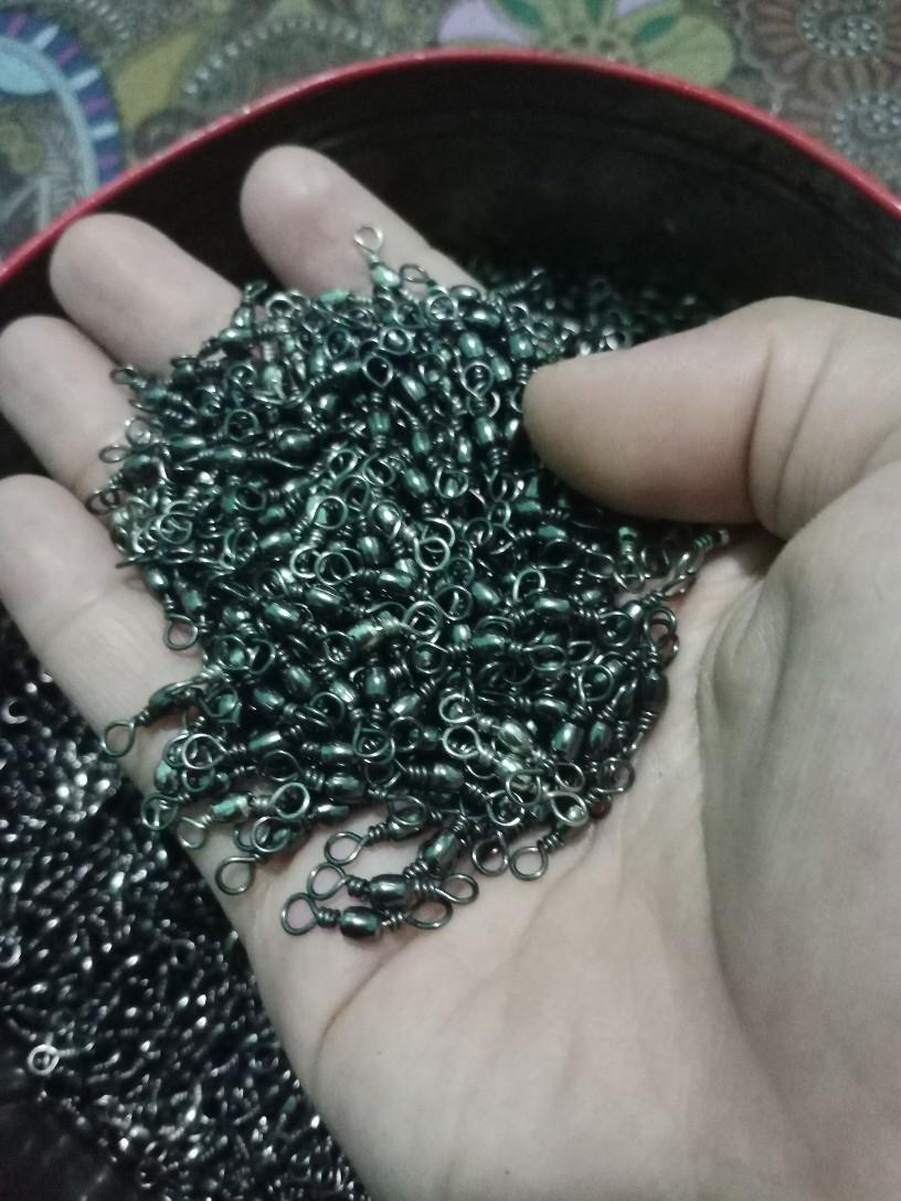 Kili kili swivel isi 30,anti karat kegunaan untuk mancing di laut ,kuat angkatan 16kilo ukuran 10.
