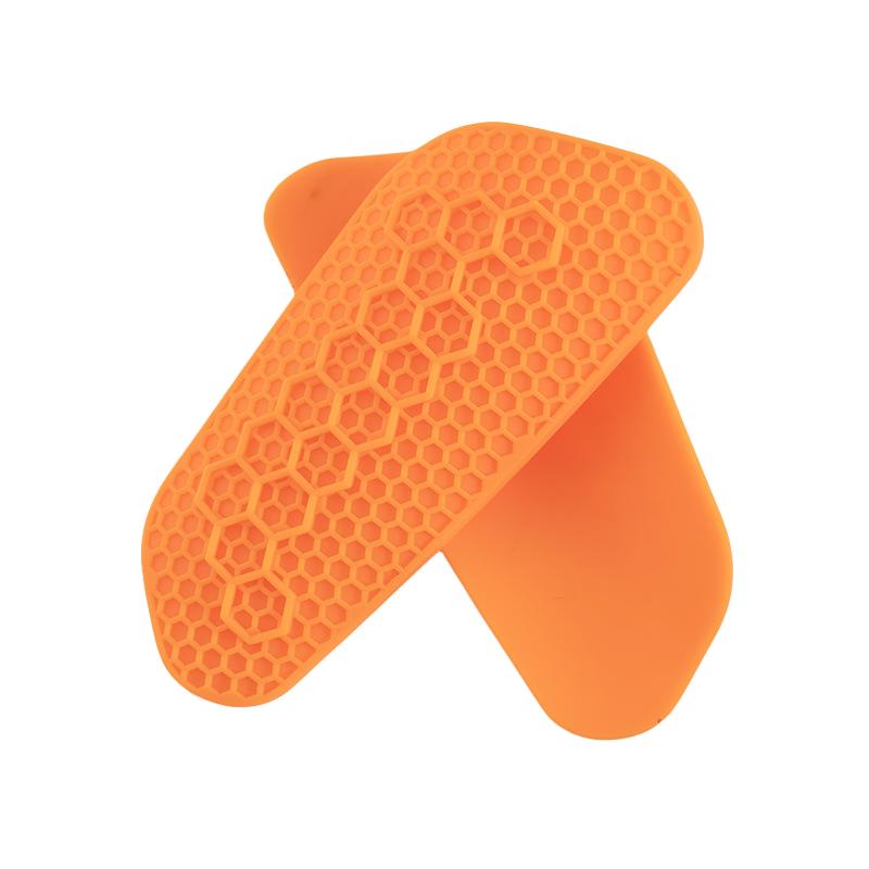 Product Introduction of Soccer Shin Pad Kids/Adults Leg Carf Protective Shin Pads Guard Board and Impact Resistantfor Adults and Teenagers 7