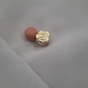 Magnet Pin Hijab Mini Elegan Bros Anti Slip Selendang Syal Fashion Muslim Aesthetic Simple Pin Jilbab Wanita