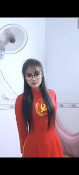 Product Review of Áo dài sao vàng hàng thiết kế nhiều mẫu họa tiết đẹp và sang trọng, giá tại xưởng Áo dài may sẵn Khả Trang AODAIVN thiết kế dành cho nữ from N**c B**h 0**1 0