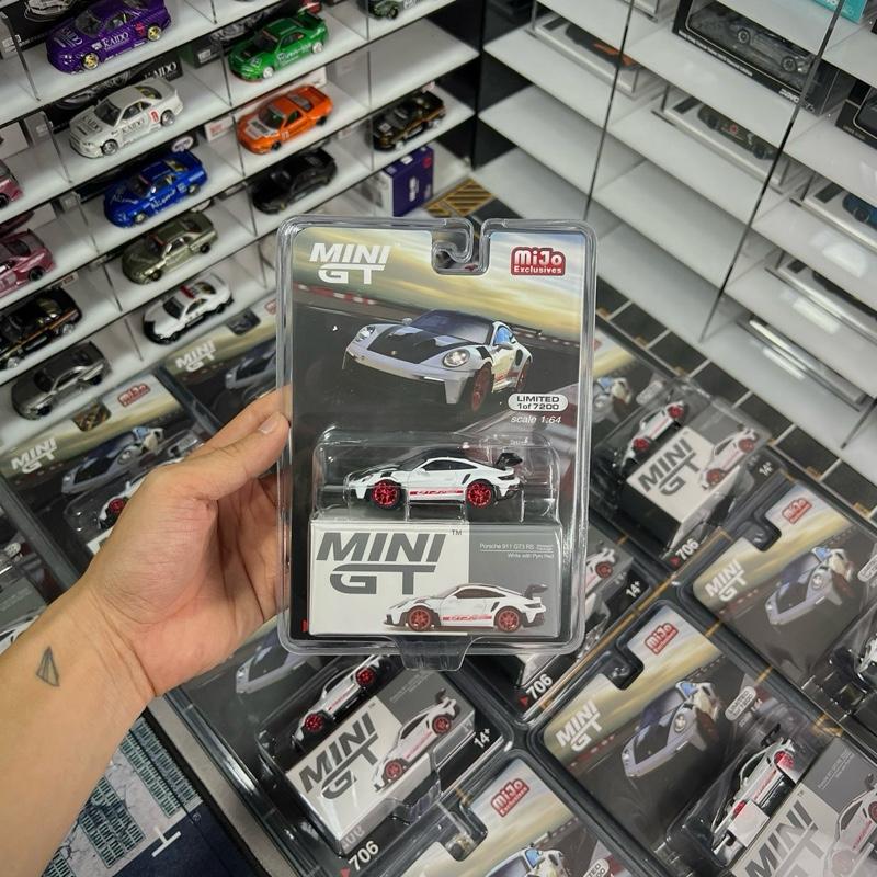 Xe mô hình tỉ lệ 1:64 mã 706 card new seal 4
