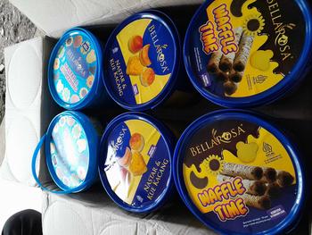Product Review of (DAPAT 1DUS ISI 6TOPLES MIX) Bellarosa Nastar & Kue Kering cookies -Bellarosa nastar&kue kacang-Bellarosa Waffle Time( 1 Dus isi 6 Pcs ) Camilan Food Snacks Butter Biskuit Kukis from M**o 0