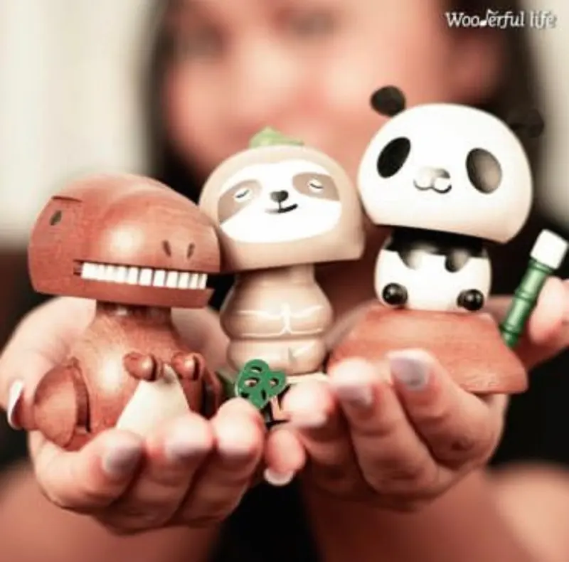 BOBBLE HEAD WOODEN HANDMADE HIASAN KAYU WOODERFUL LIFE 1