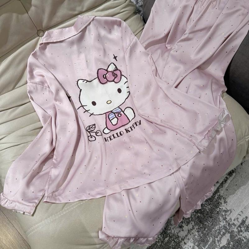 Bộ ngủ lụa hồng hello kitty chấm bi áo dài quần dài SP1604