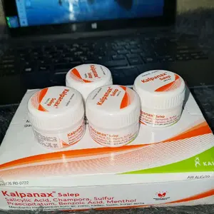 Kalpanax Salep Salicylic Acid Champora Sulfur Praecipitatum Benzoic Acid Menthol untuk Perawatan Kulit