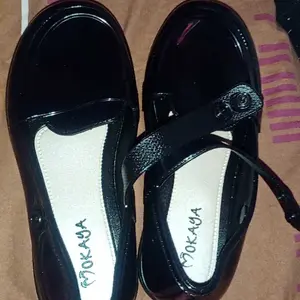 (667-16/667-17) Sepatu Jelly Pantofel Anak Cewek Paskibra Hitam Glossy Kancing 2 Samping Super Simple Cantik Simple Elegant Kekinian Mokaya / Ukuran 26-35 Fashion