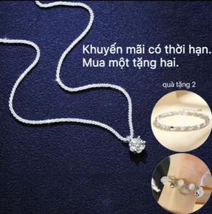 Mua một tặng hai khuyến mãi miễn phí Vòng Cổ Ngôi Sao, Sáng Bóng, Thiết Kế Đơn Giản Và Thanh Lịch, Dễ Phối Đồ, Được Làm Bằng Chất Liệu Bạc Chất Lượng Cao, Trang Sức Nữ, Phong Cách Hàn Quốc, Xu Hướng Nóng Bỏng Năm Nay.