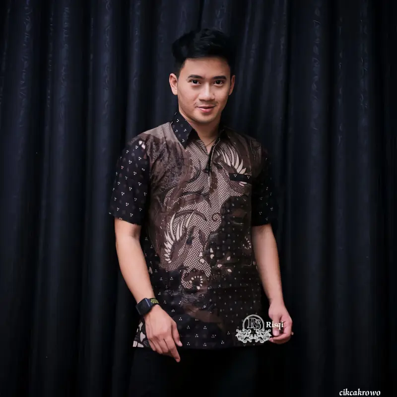 NAKENZ.ID Batik Couple Keluarga Kemeja Gamis Motif Cucakrowo Batik Polimikro Batik Ayah Bunda dan Anak 7