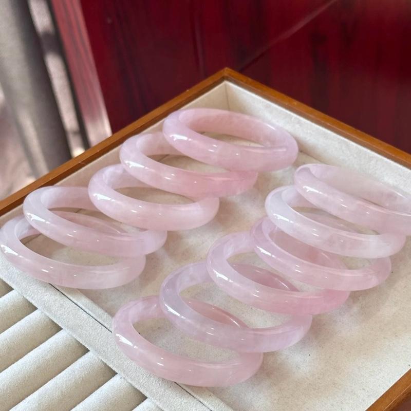 Vòng tay đá vòng thạch anh hồng đũa thiên nhiên vòng tay nữ phong thuỷ vòng đá thiên nhiên