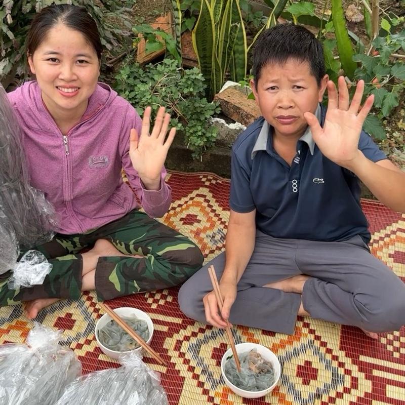 Combo 2kg Miến Dong Sợi To   ( Tặng Kẹo Khẩu Sa và Hạt Dổi )