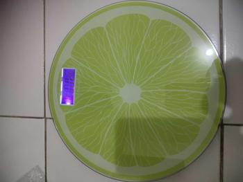 Product Review of [COD] TIMBANGAN DIGITAL BADAN MOTIF BUAH BULAT 28CM TM-28-88 from R**a A**n 2