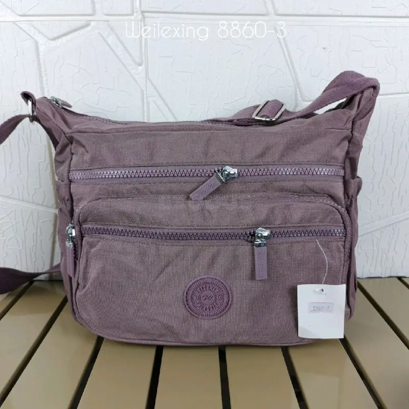 Weilexing Tas Selempang Wanita Import Bahan Crincle Multi Kompartemen 0