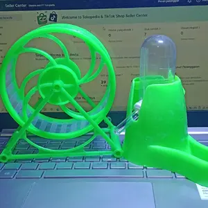 mainan hamster + tatakan dan botol minum hamster