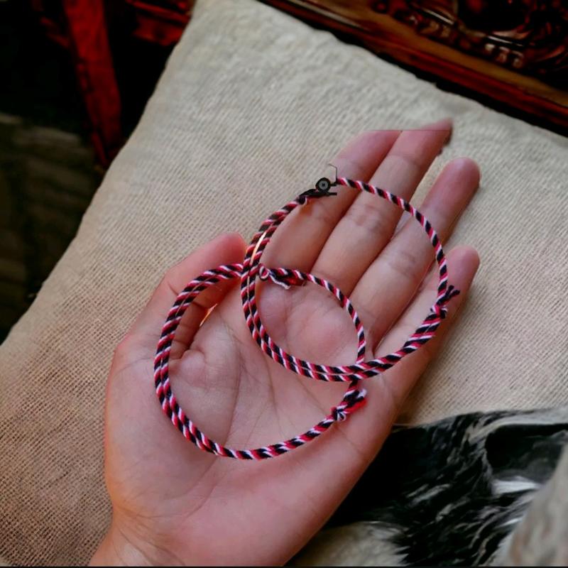 (isi 2) Gelang Tridatu Serat Emas 2 Layer Tali serut Handmade Khas Bali - Bracelets gelang tridatu keberuntungan tolak sawan tolak bala harga termurah 2 layer serat sedana ukuran tali 2mm Aksesoris 3