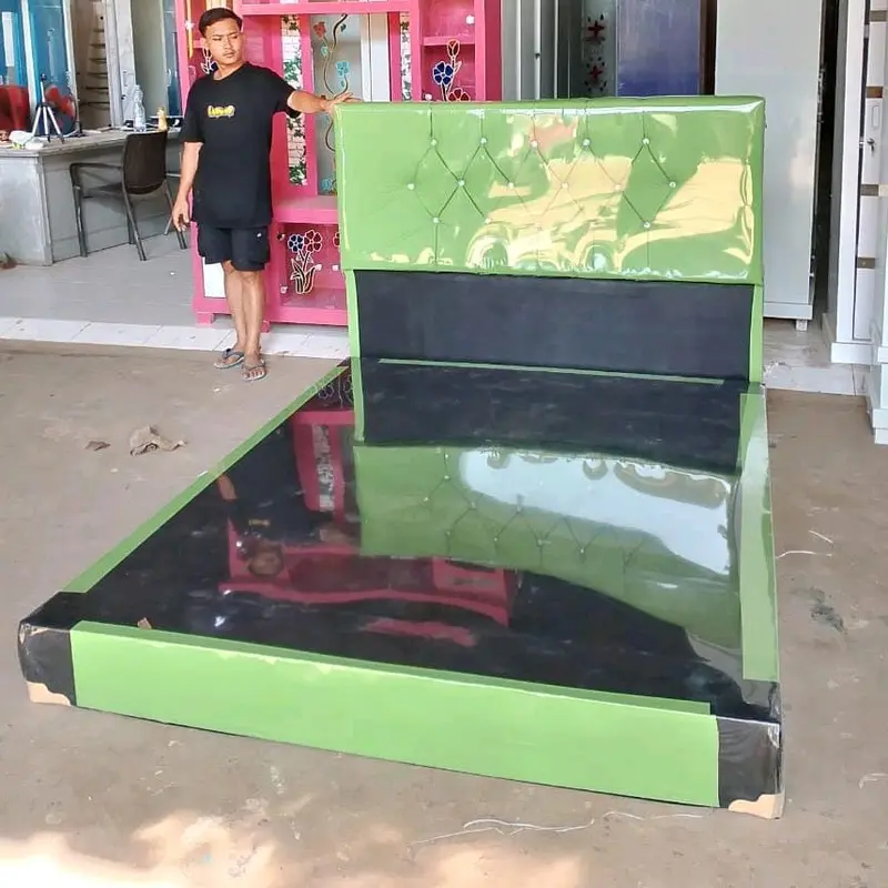 divan full jok uk 160x200 atau no 2 . ada kakinya nanti dipasangin 6