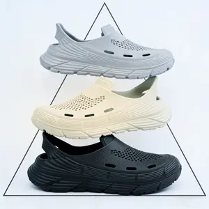 SEPATU LANCAR Sendal Viral Kekinian Pria Pantai Sandal Shoes Ringan Nyaman Sol Lembut Size 40 Slip-on Ideal untuk Musim Panas