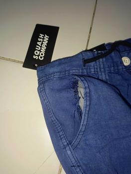 Product Review of CELANA PENDEK KOLOR Celana Jeans Pendek Laki laki Warna Hitam Snow Celana Pendek Jeans Sandwash Pria Premium Celana Pendek Distro Warna Hitam Dewasa from D**t B**a 3