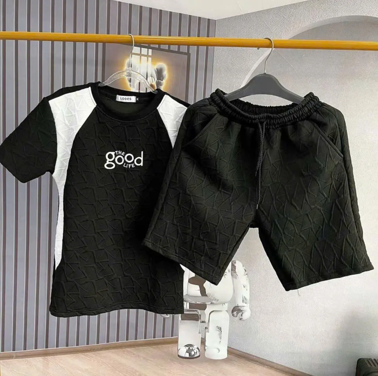 Sét bộ thun xốp nam,nữ thêu chữ GOOD vải xốp co giãn thoải mái màu đen, trắng-MENSWEAR STORE