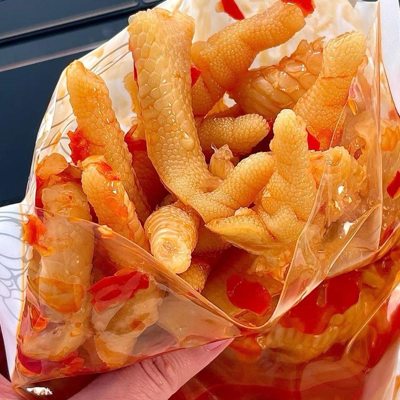 1 Hộp Chân gà sốt Thái Cay 250g chângà 2