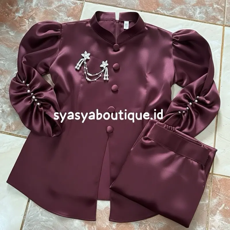 (ADA JUMBO) ALESHA MIX SONGKET PUTIH SILVER Setelan Kurung Melayu Dewasa Variasi Kancing Bungkus Payet/Bros Juntai Premium Kondangan Seragam Bridesmaid Baju Pesta BIG SIZE PERJUMBOAN (ADA JUMBO) ALESHA MIX SONGKET PUTIH SILVER Setelan Kurung Melayu Dewasa Variasi Kancing Bungkus Payet/Bros Juntai Premium Kondangan Seragam Bridesmaid Baju Pesta BIG SIZE PERJUMBOAN