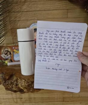 Product Review of Lư xông trầm hương bằng điện di động, có chế độ xạc pin như , thời lượng sử dụng lên tới 25 giờ, nhiệt độ cao lên tới 400°C. Chất liệu gốm sứ cao cấp cách nhiệt, tiện lợi khi mang đi xa ( QUÀ TRI ÂN: Hũ 5gram dăm kì Hải Nam)   ) Dầu Thơm Phòng Dầu Thơm from V**e N** X**Đ v** D** h** 0